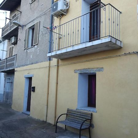 Monti Di Bo Appartement Aggius Buitenkant foto
