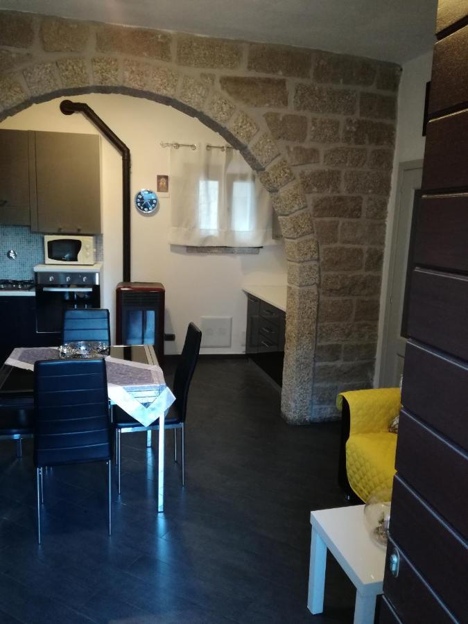 Monti Di Bo Appartement Aggius Buitenkant foto
